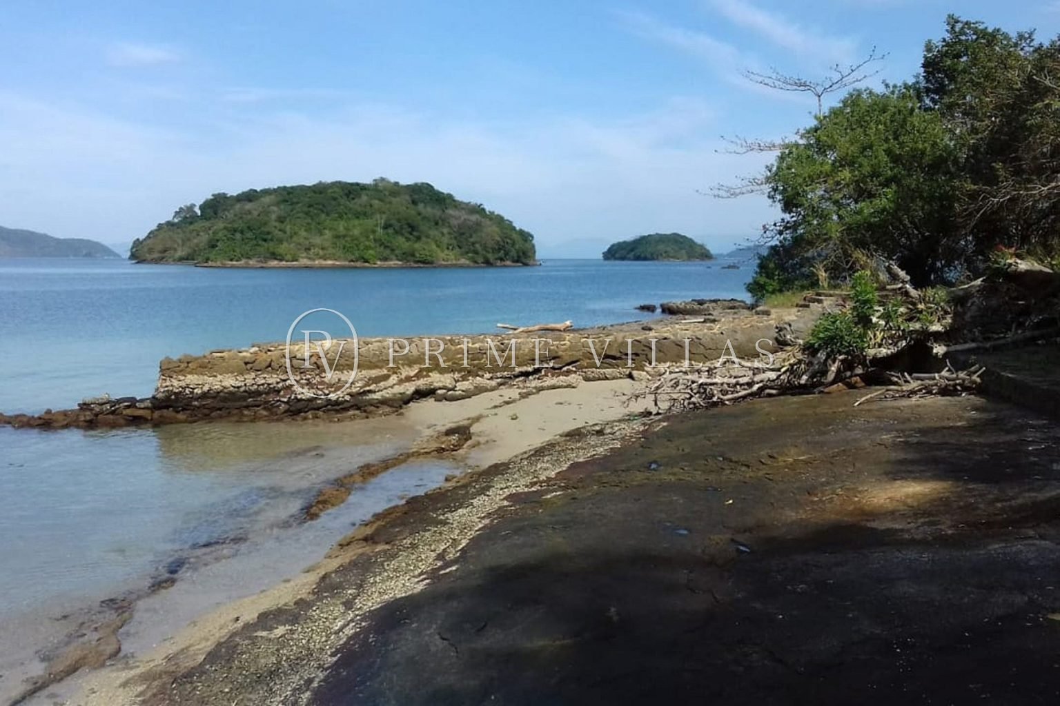 Ilha paradisíaca à venda em Angra dos Reis