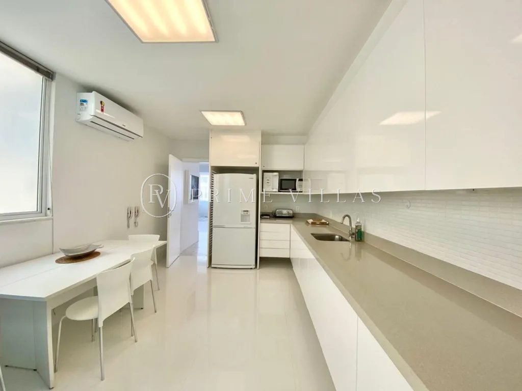 3 Suítes com vista mar próximo ao Arpoador