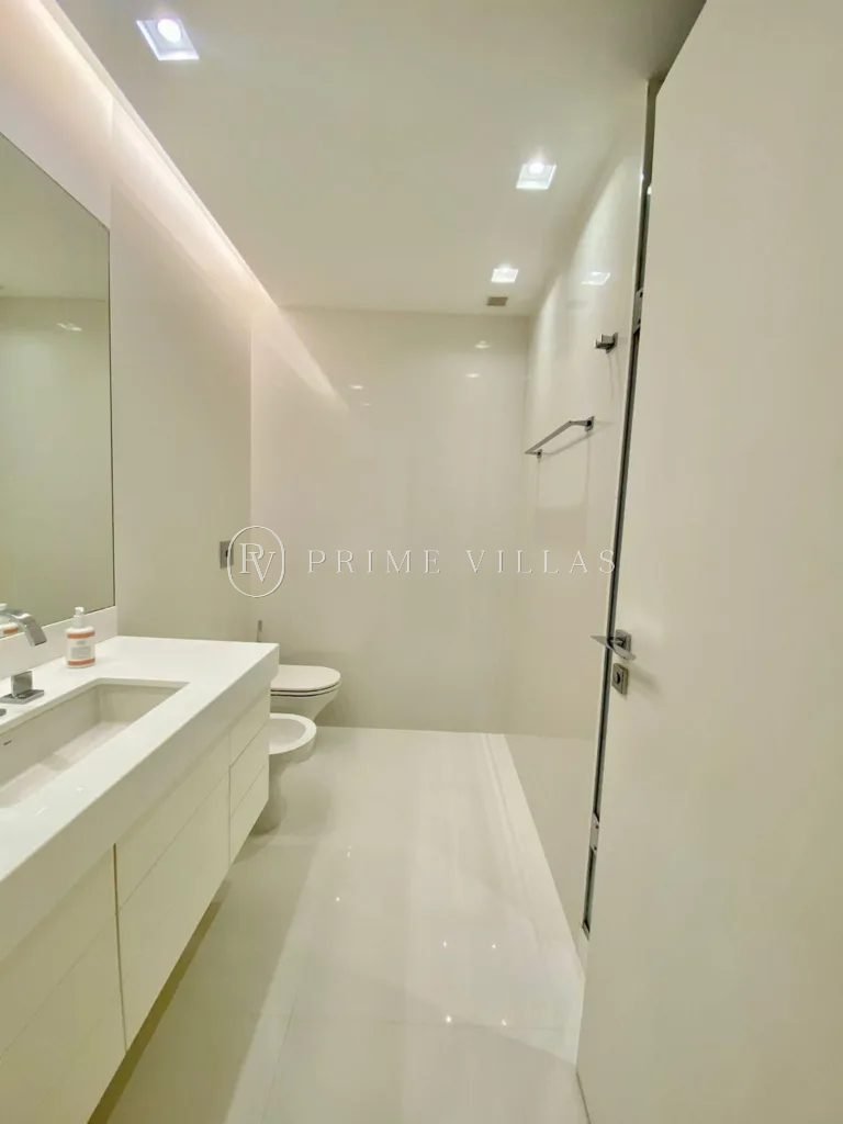 3 Suítes com vista mar próximo ao Arpoador