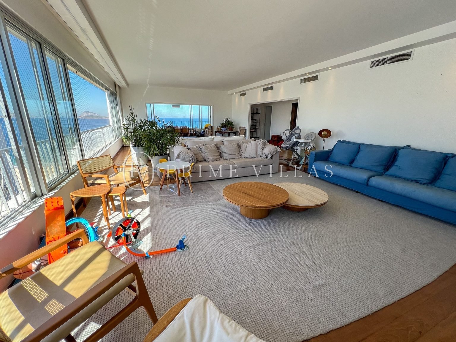 Ipa052 – Apartamento exclusivo e amplo em Ipanema
